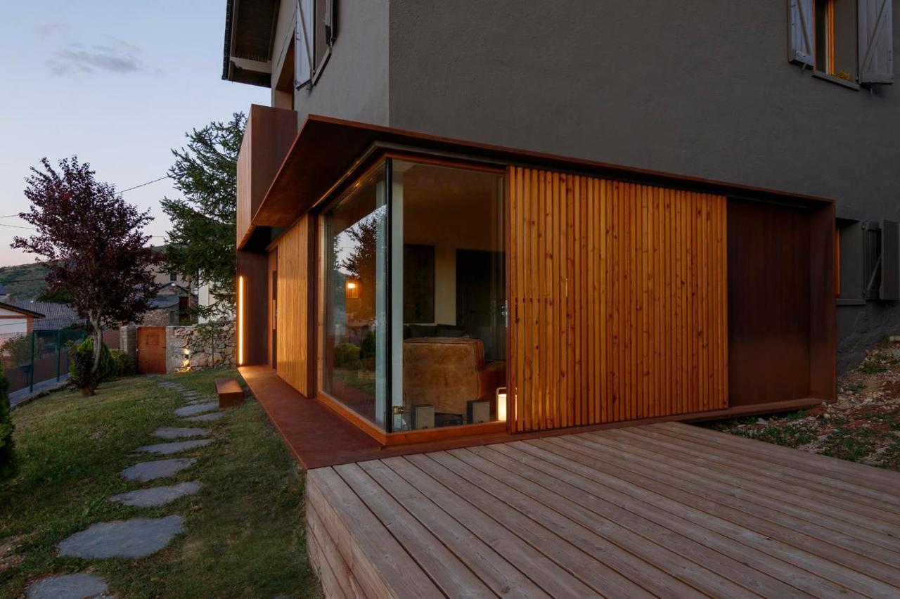 Fantastica Casa De Diseno En Alp Villa Exterior photo